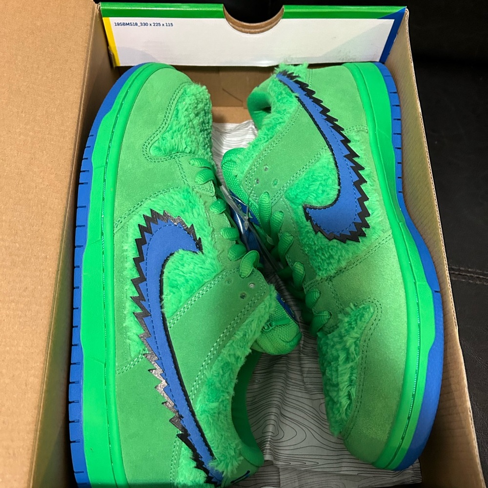 Nike sb dunk low greatful dead green